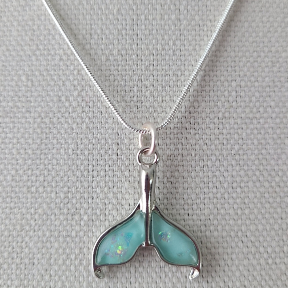 18" Sterling Silver Mermaid Tail Charm Necklace